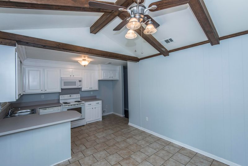 102 Kirk Ct, Summerville, SC 29483