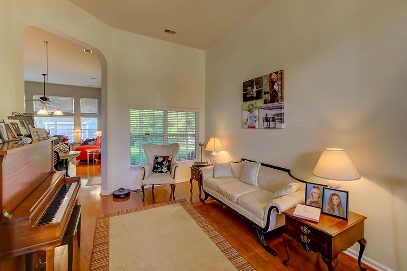 409 Hawks Cay Ct, Charleston, SC 29414