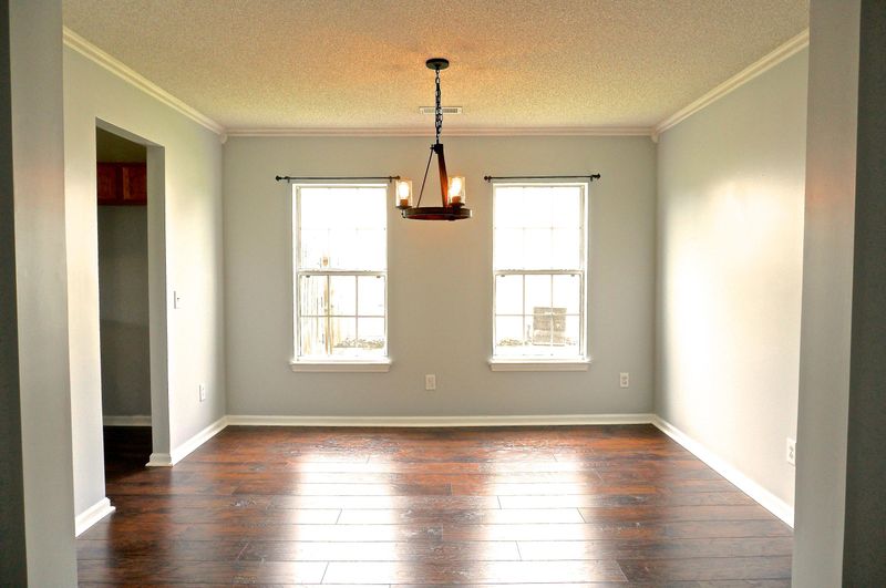 225 Barnwell St, Summerville, SC 29483