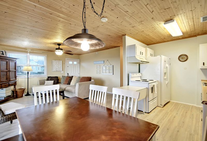 1731 E Ashley Ave, Folly Beach, SC 29439