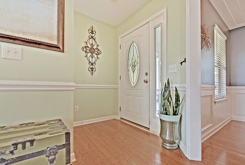 1805 Mallard Cir, Moncks Corner, SC 29461