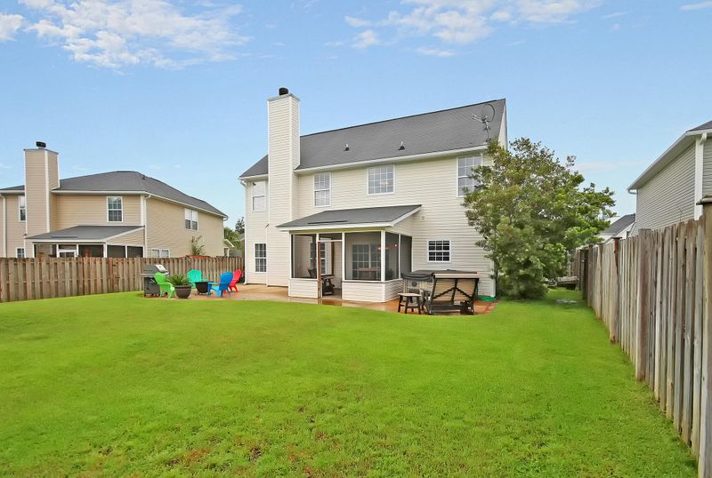 1009 Sterling Ln, Summerville, SC 29483