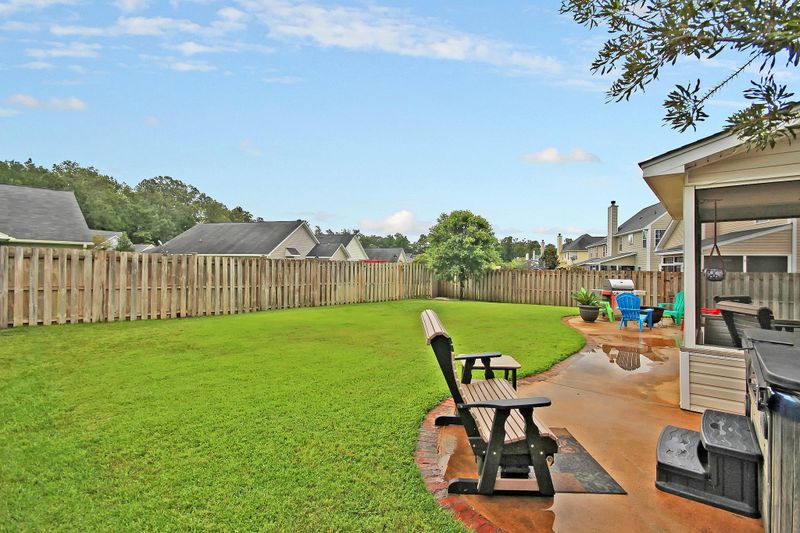 1009 Sterling Ln, Summerville, SC 29483