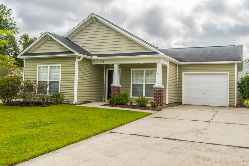 272 Island Green Rd, Goose Creek, SC 29445
