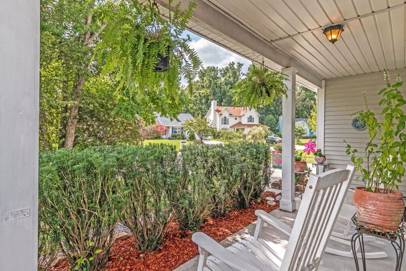 211 Hoylake Ct, Charleston, SC 29414
