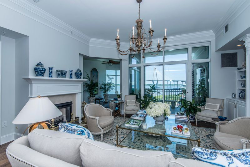 282 S Plaza #Ph 7, Mount Pleasant, SC 29464
