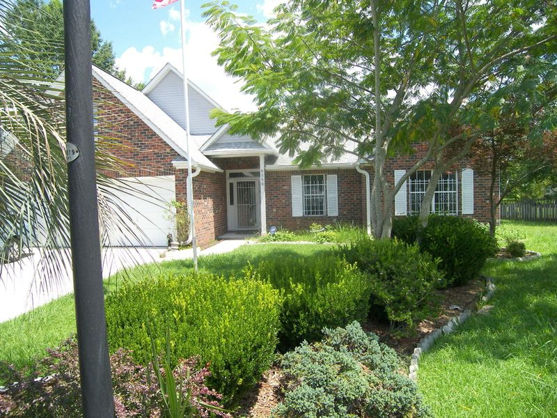 8558 S Waccamaw Ct, North Charleston, SC 29406