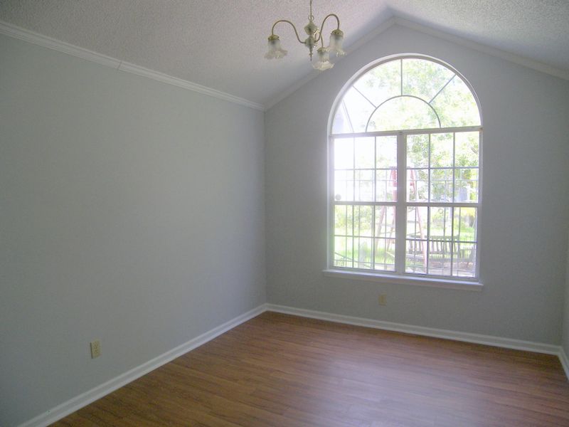 8558 S Waccamaw Ct, North Charleston, SC 29406