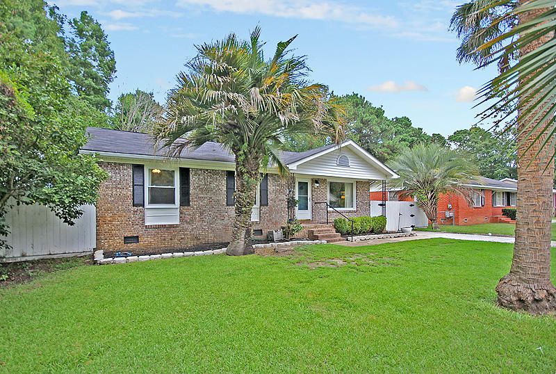 3272 Starlett, North Charleston, SC 29420