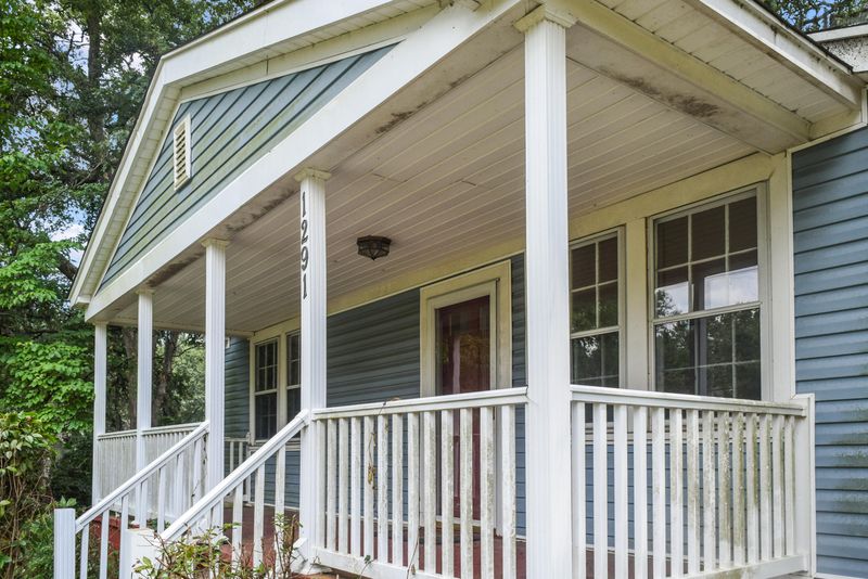1291 Sumner Ave, Charleston, SC 29406