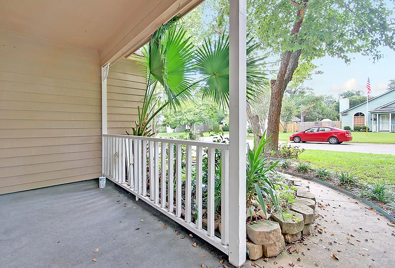 1219 Llewellyn Rd, Mount Pleasant, SC 29464
