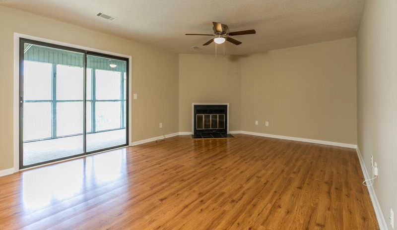 1205 Waterwood Dr, Goose Creek, SC 29445