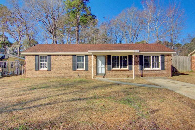 101 Dogwood Hill Dr, Goose Creek, SC 29445