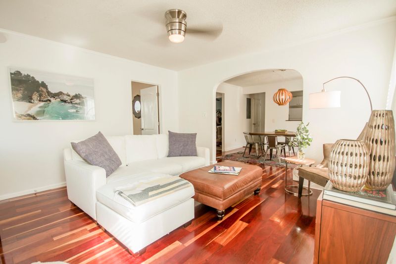 24 Gordon St, Charleston, SC 29403