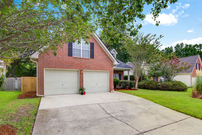 382 Arlington Dr, Charleston, SC 29414