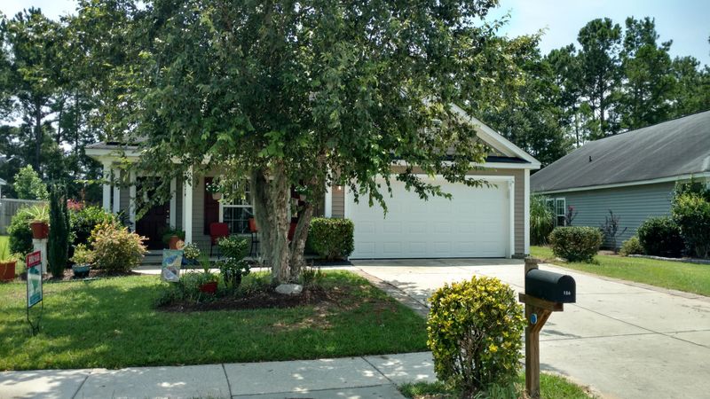 156 Wildberry Ln, Goose Creek, SC 29445