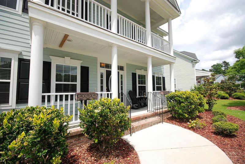 214 Carolinian Dr, Summerville, SC 29485