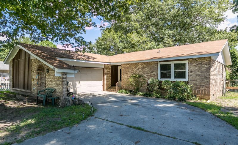 106 Shearwater Dr, Ladson, SC 29456