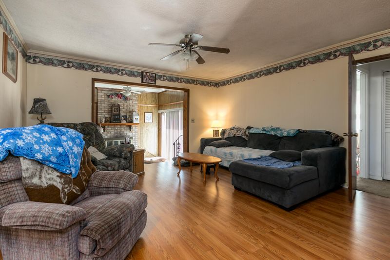 106 Shearwater Dr, Ladson, SC 29456