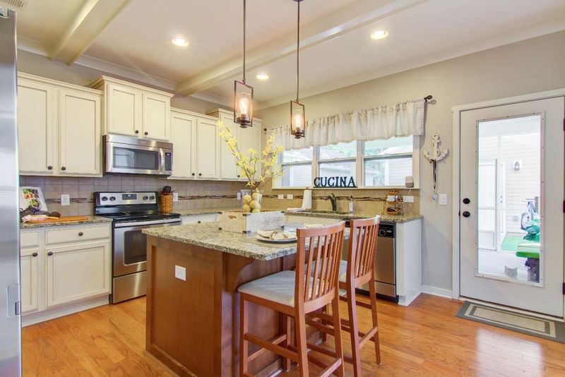 4924 Ballantine Dr, Summerville, SC 29485