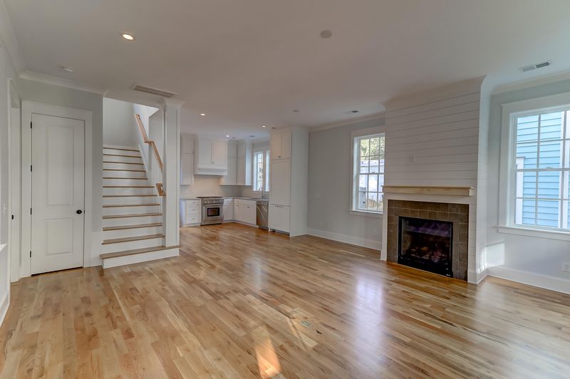 407 Rose Wilder Ln, Mount Pleasant, SC 29464