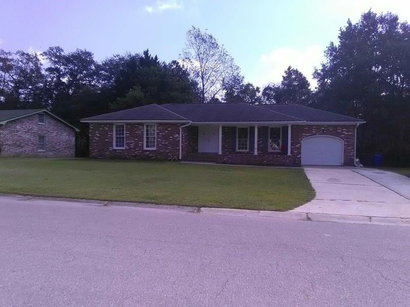 5839 Saint Angela Dr, North Charleston, SC 29418