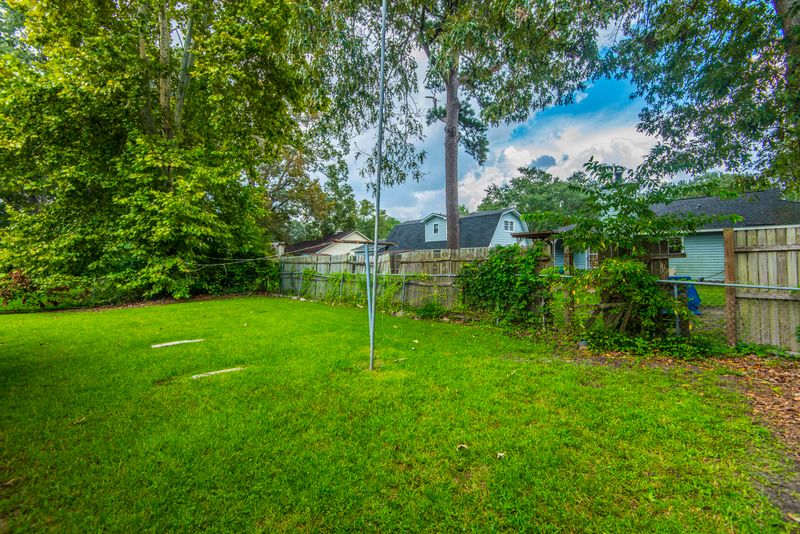 760 Hitching Post Rd, Charleston, SC 29414