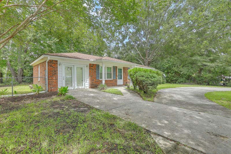 129 Dorchester Manor Blvd, North Charleston, SC 29420
