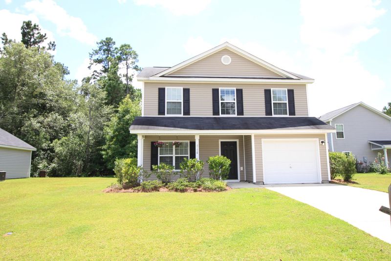 178 Blackstone Dr, Moncks Corner, SC 29461