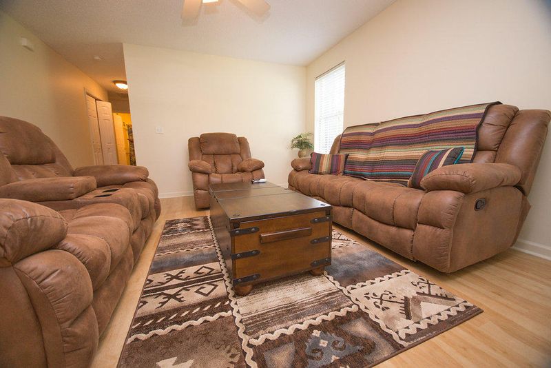 19 Craig Ct, Summerville, SC 29483