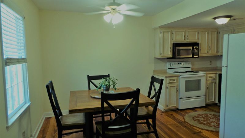 740 Inlet Dr, Mount Pleasant, SC 29464