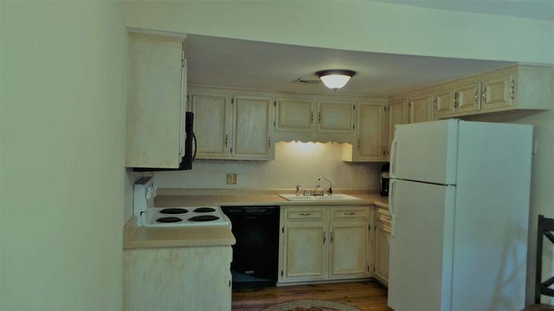 740 Inlet Dr, Mount Pleasant, SC 29464