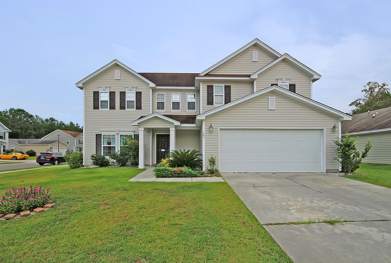 201 Austin Creek Ct, Summerville, SC 29483