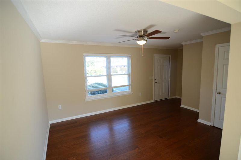 415 Parkdale Dr #11-B, Charleston, SC 29414