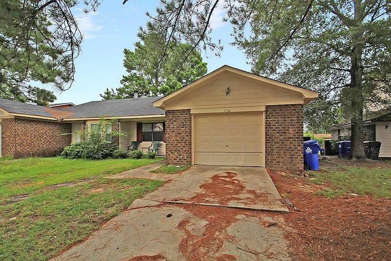 7750 Wayfield Cir, North Charleston, SC 29418