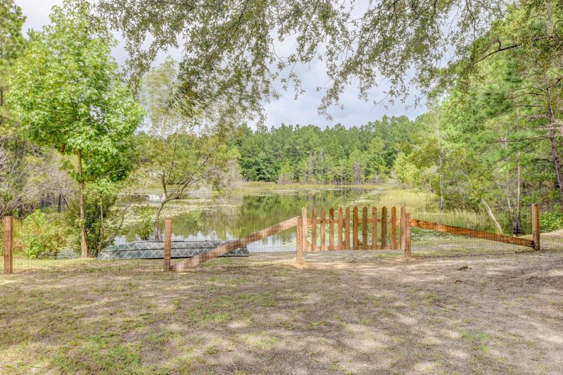 1300 Alligator Rd, Cordesville, SC 29434
