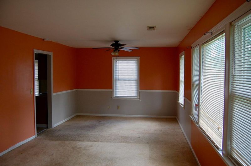 7253 Tanglewood Dr, North Charleston, SC 29418