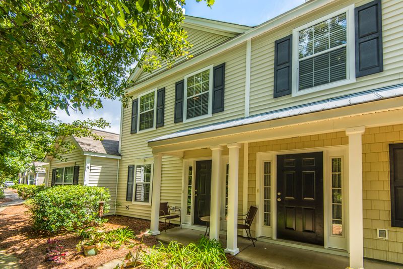 1013 Island View Ct, Charleston, SC 29492
