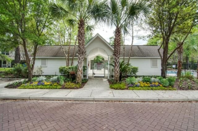 8118 Shadow Oak Dr, North Charleston, SC 29406