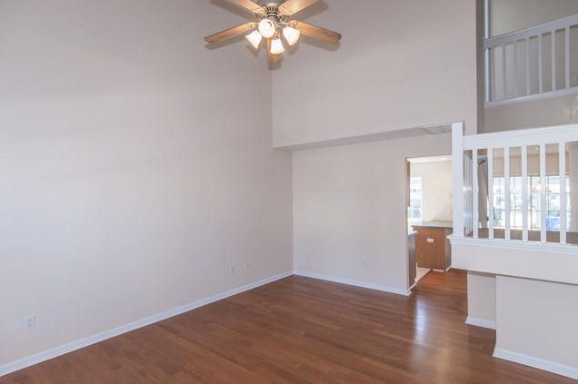 8118 Shadow Oak Dr, North Charleston, SC 29406