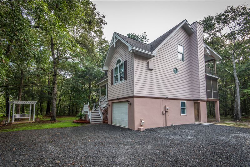 1329 Whippoorwill Farm Rd, Johns Island, SC 29455