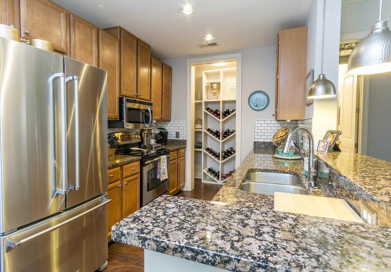145 Pier View St #210, Charleston, SC 29492