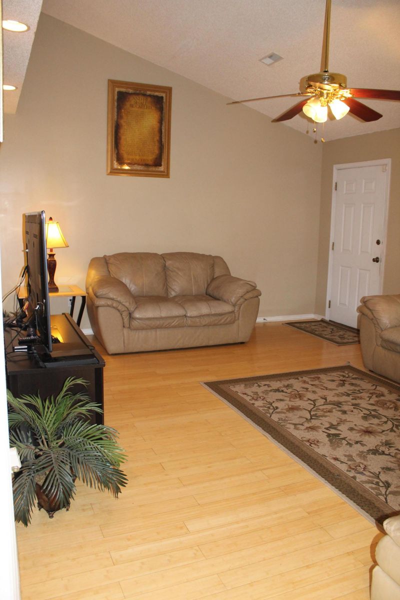 1221 Dyson Dr, Moncks Corner, SC 29461