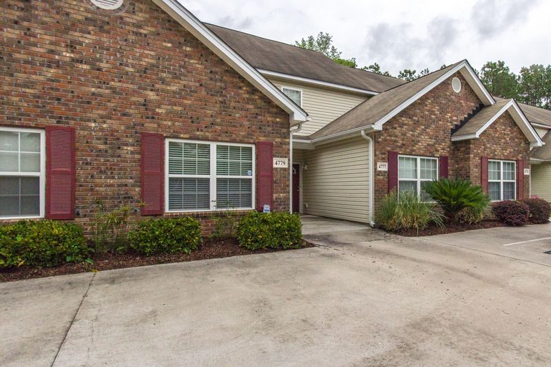 4775 Skillmaster Ct, North Charleston, SC 29418