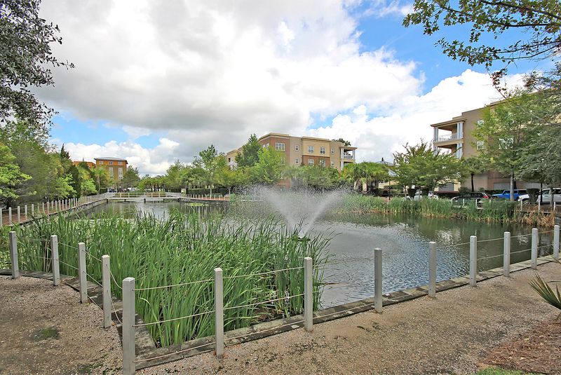 200 River Landing Dr #D-108, Charleston, SC 29492