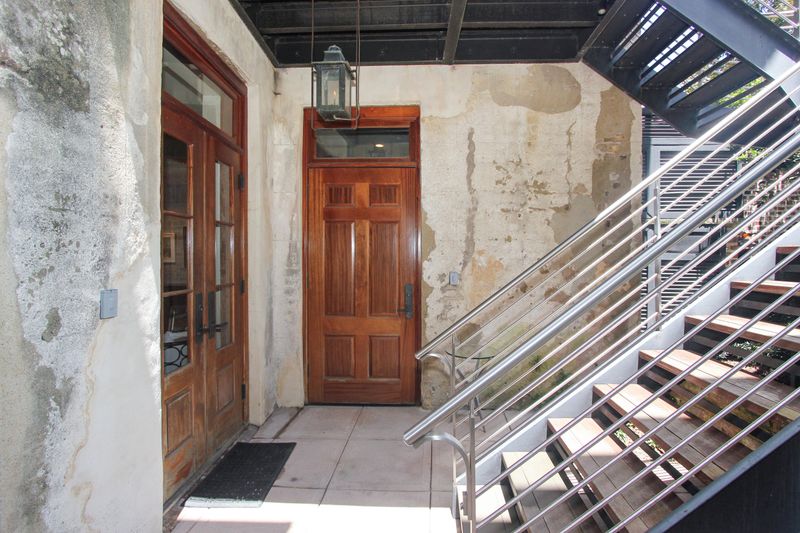 12 State St, Charleston, SC 29401