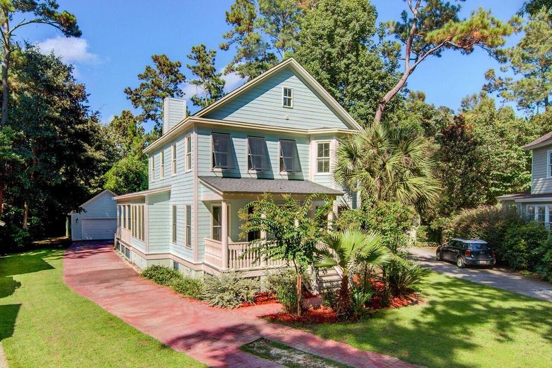 5000 Coral Reef Dr, Johns Island, SC 29455