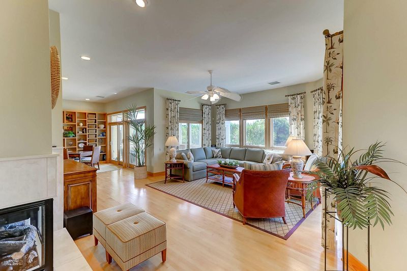 2723 Bayonne St, Sullivans Island, SC 29482