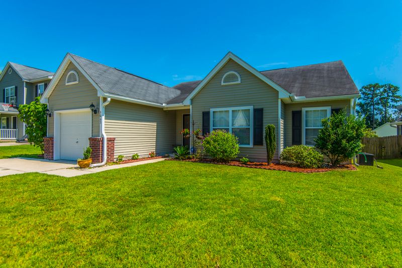 5063 Ballantine Dr, Summerville, SC 29485