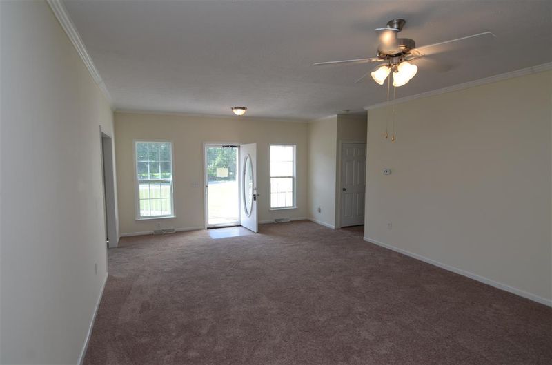 5660 Dixie Plantation Rd, Hollywood, SC 29449